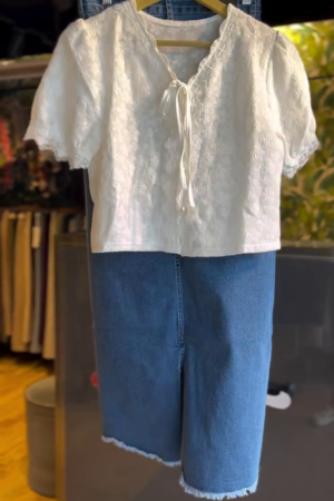 Ivory Embroidered Crop Blouse with Denim Bermuda Shorts – Vintage Summer Chic 🏵️👖