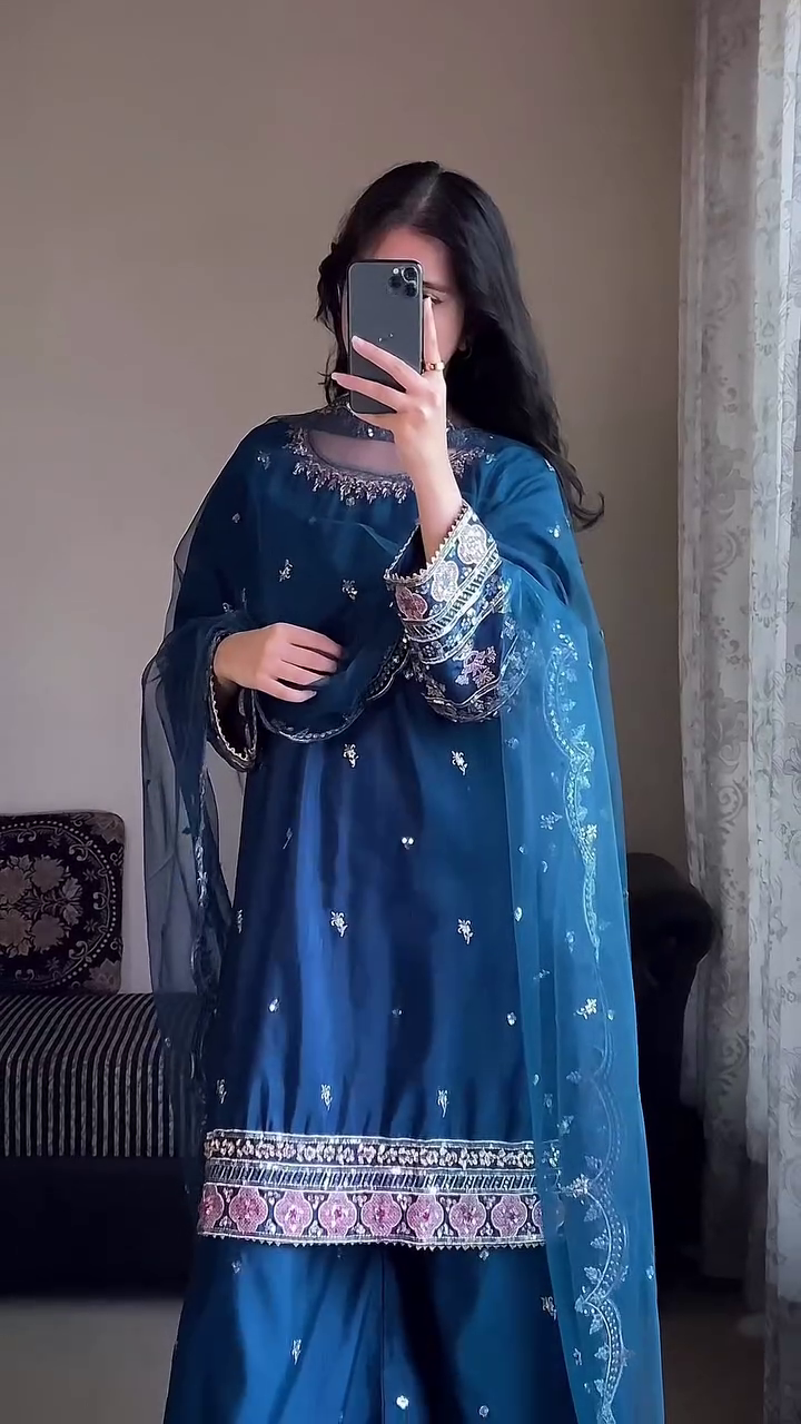 Deep Teal Embroidered Georgette Suit with Intricate Thread Work 💙🌺