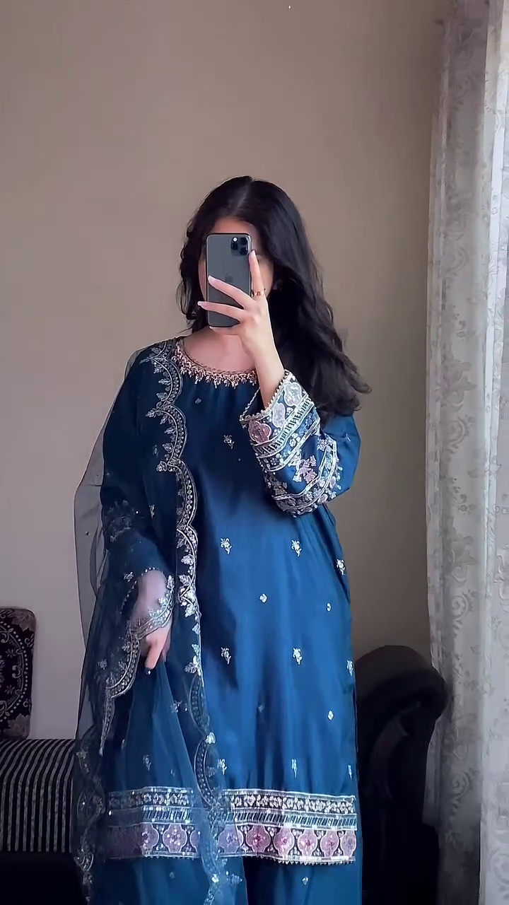 Deep Teal Embroidered Georgette Suit with Intricate Thread Work 💙🌺 - Image 2