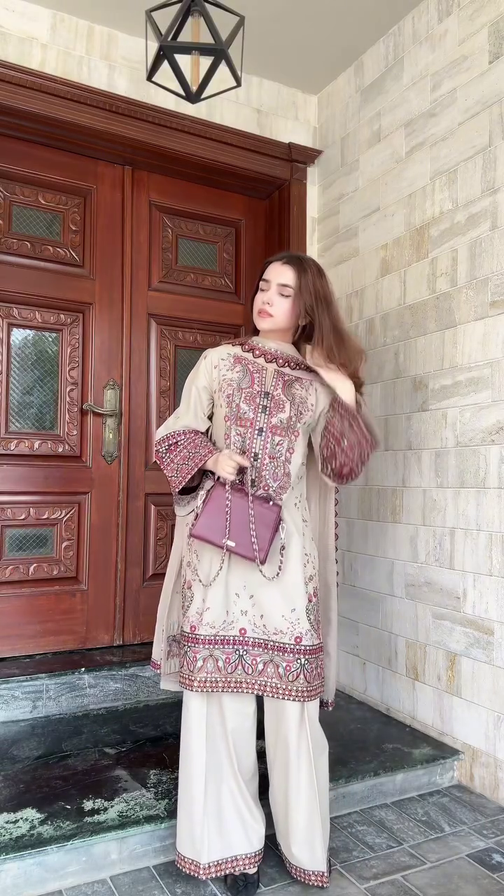 Cream Beige Embroidered Lawn Suit with Printed Borders & Maroon Detailing πΈπ€
